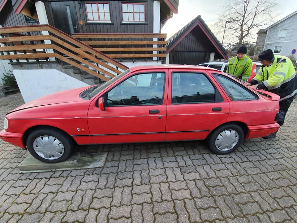 xr4x4.jpg.3cd89520cc4cb1bf8539500c4a2a1fc6.jpg